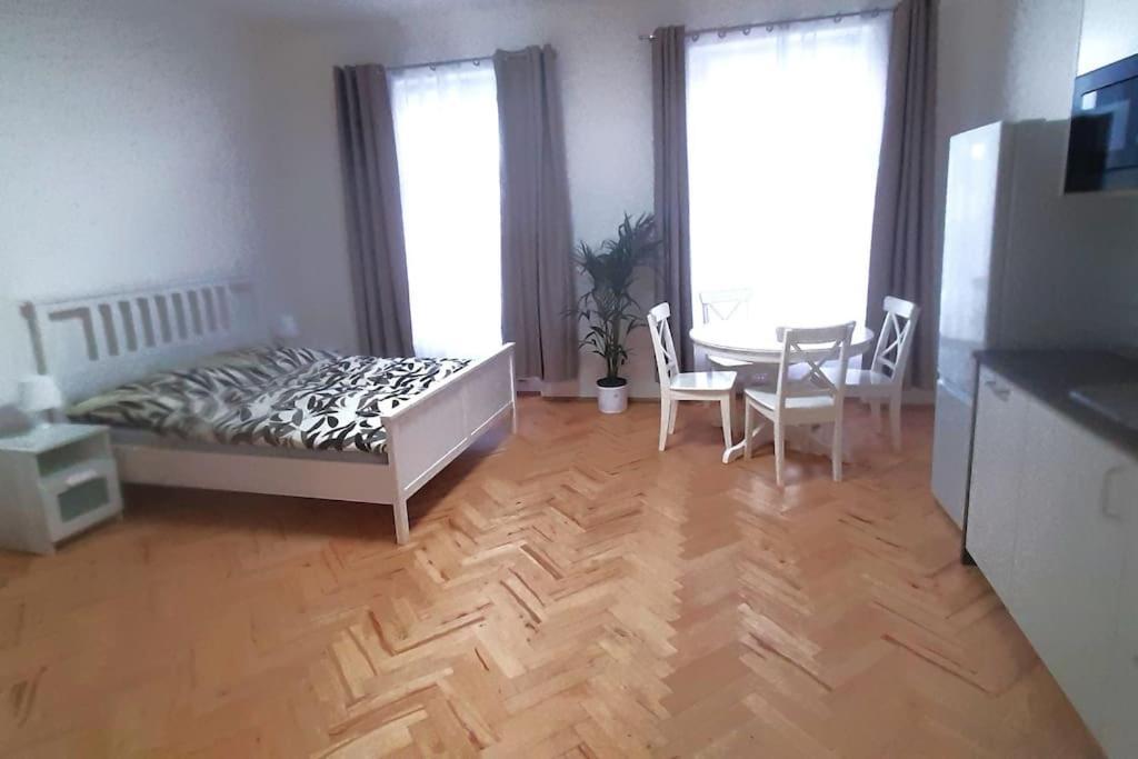 Appartamento Arbes Praga